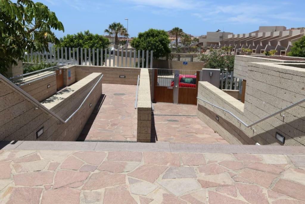 Luxury Beachfront Penthouse El Médano Esterno foto